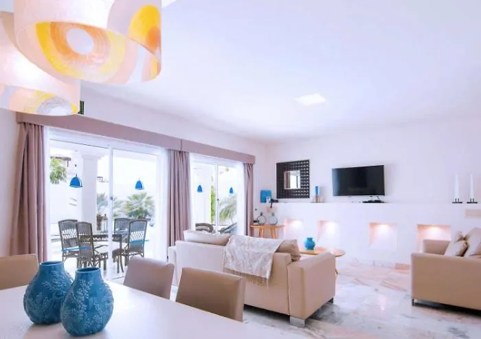 Royal Alegria Villa *